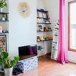Lovely, Quiet Apartment In Sacre-Coeur
